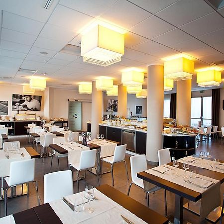 Hotel Fiera Rimini Luaran gambar