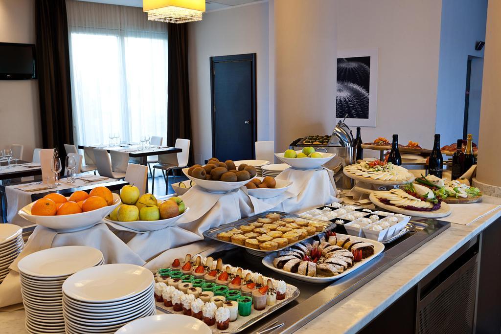 Hotel Fiera Rimini Luaran gambar